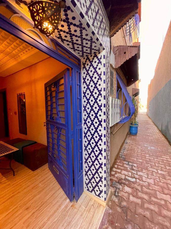 Hotel Apartments Lexpert " Riad The Family" Merzouga Bagian luar foto