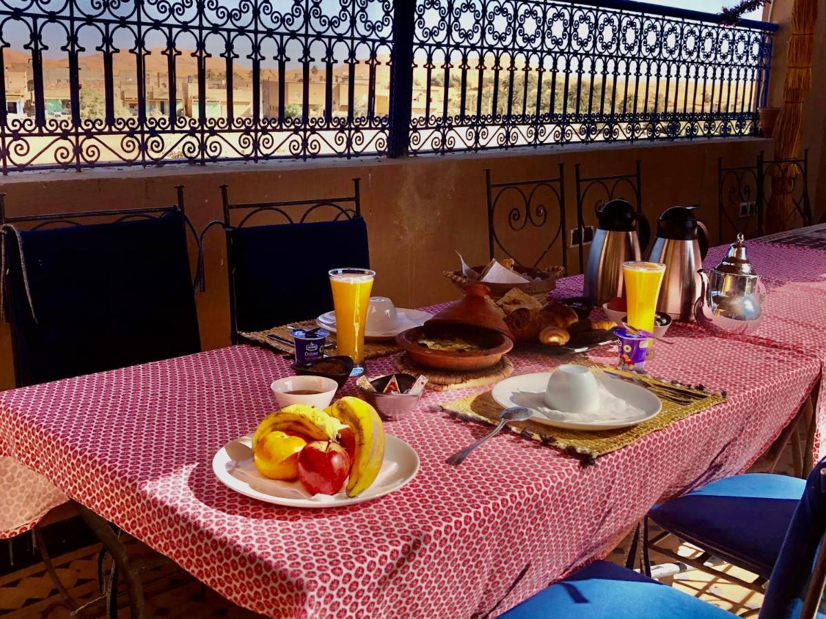 Hotel Apartments Lexpert " Riad The Family" Merzouga Bagian luar foto